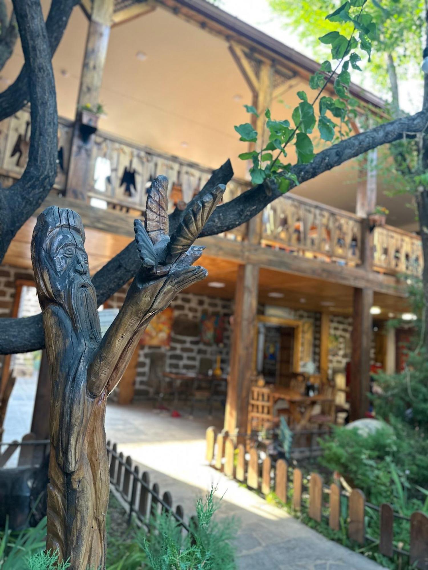 Machanents Art Hotel Vagharshapat 외부 사진