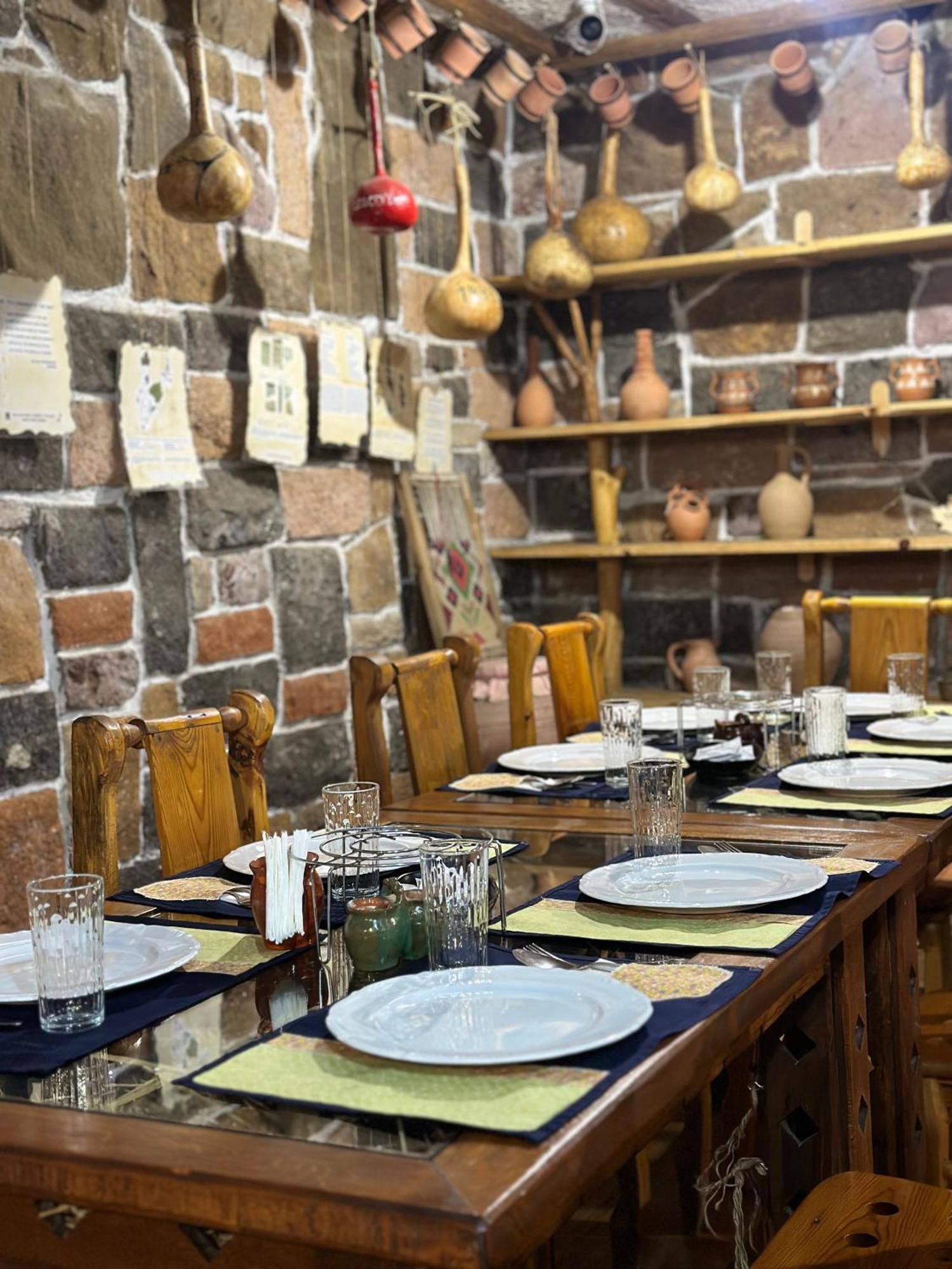 Machanents Art Hotel Vagharshapat 외부 사진