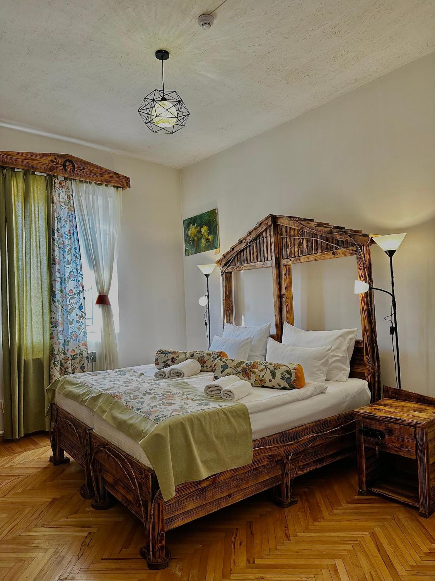 Machanents Art Hotel Vagharshapat 외부 사진
