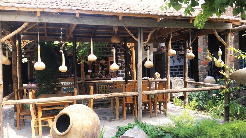 Machanents Art Hotel Vagharshapat 외부 사진