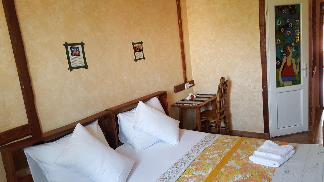 Machanents Art Hotel Vagharshapat 외부 사진